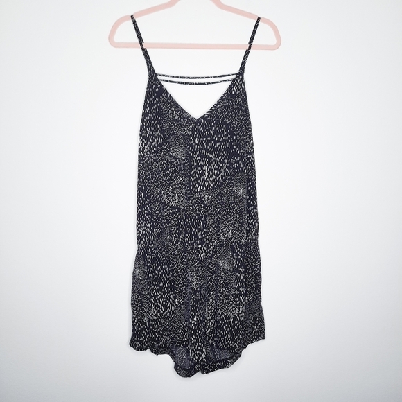 Fabletics Black Silk Touch Joel Romper L - Picture 3 of 4